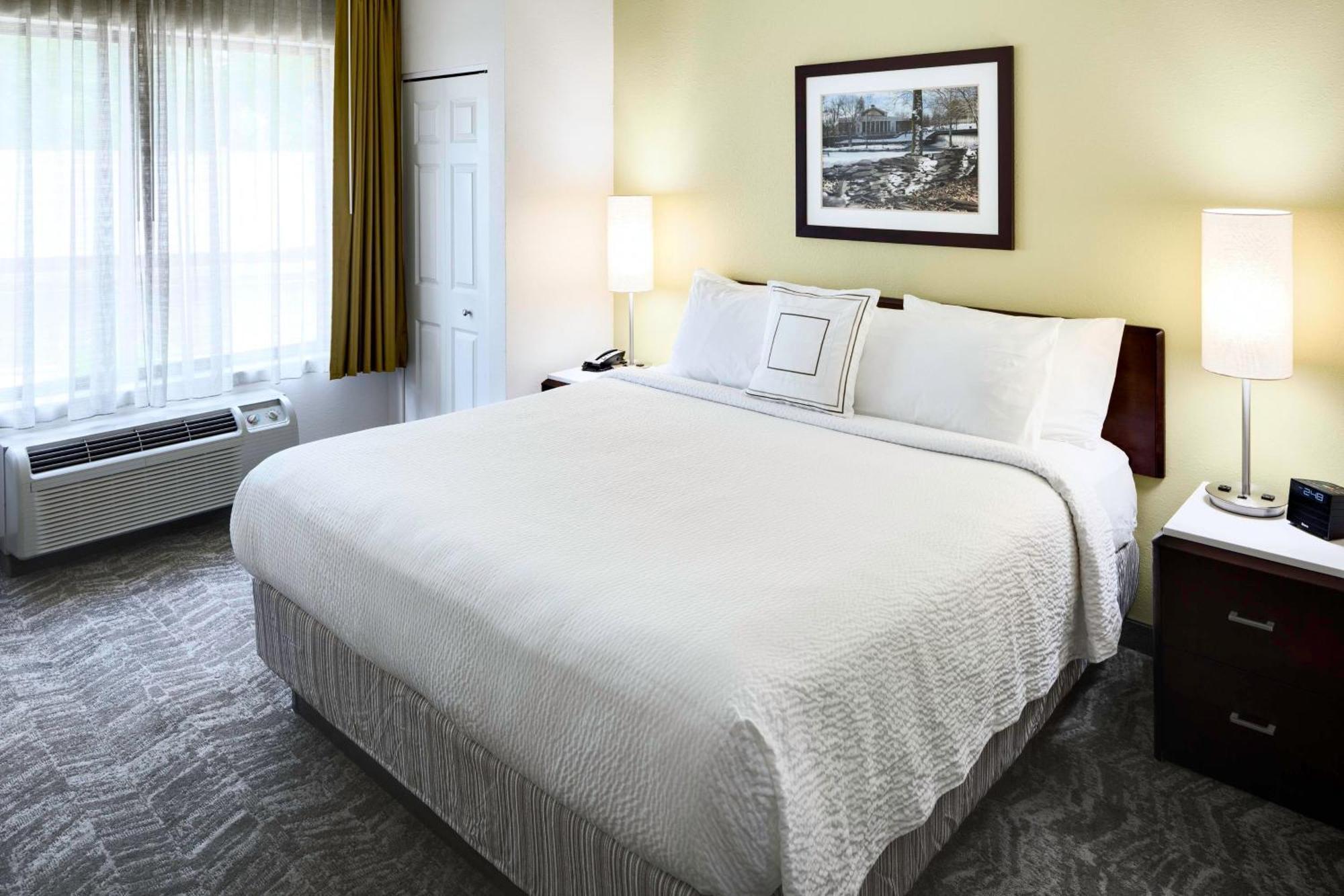Springhill Suites Milford Bagian luar foto