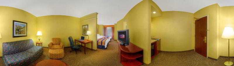 Springhill Suites Milford Bagian luar foto